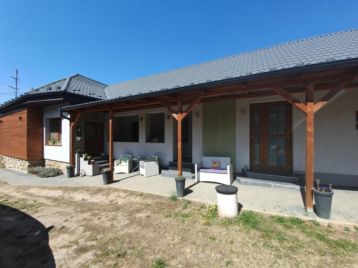 Apartments Sarika Dlhá Ves Екстериор снимка