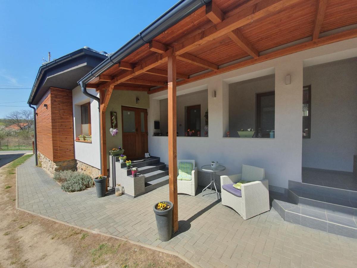 Apartments Sarika Dlhá Ves Екстериор снимка